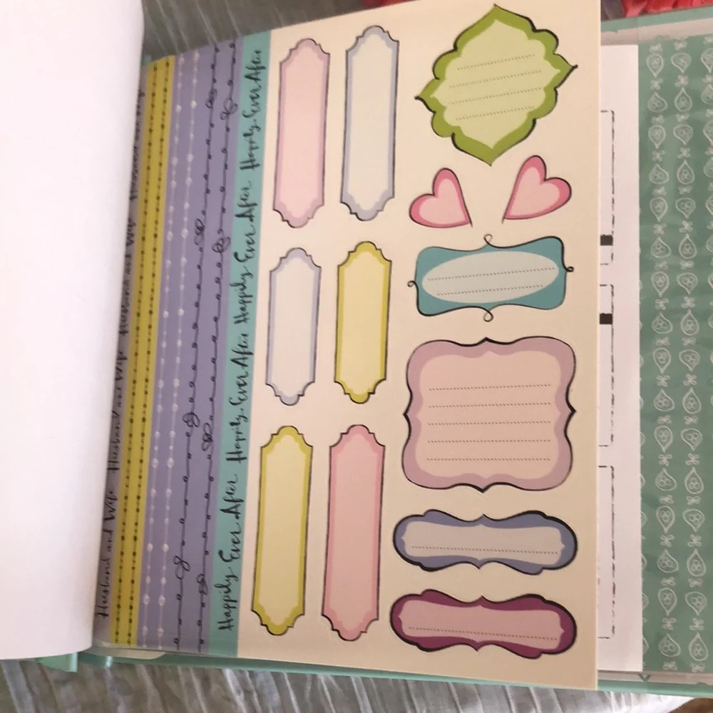 IN STYLE WEDDINGS , HAPPILY EVER AFTER WEDDING SCRAPBOOK , WEDDING FLOWE…